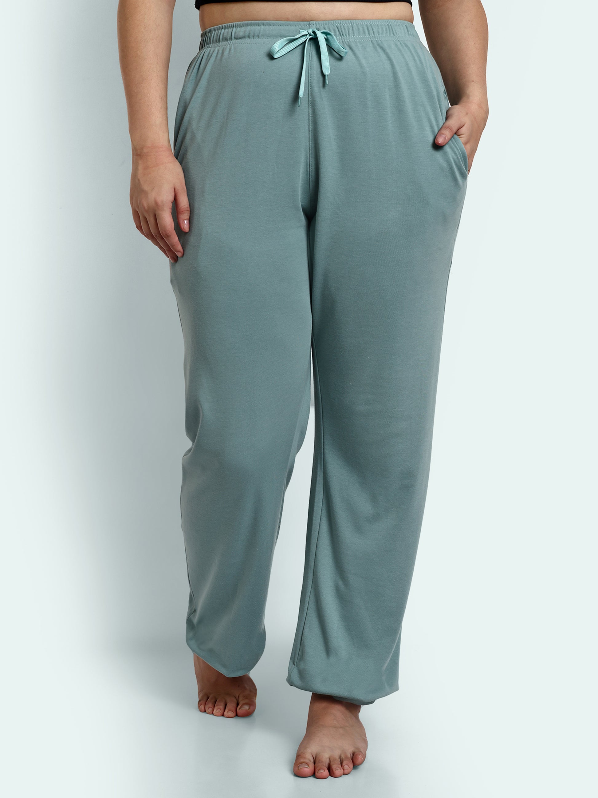 Straight Wide fit Long Length Trackpant