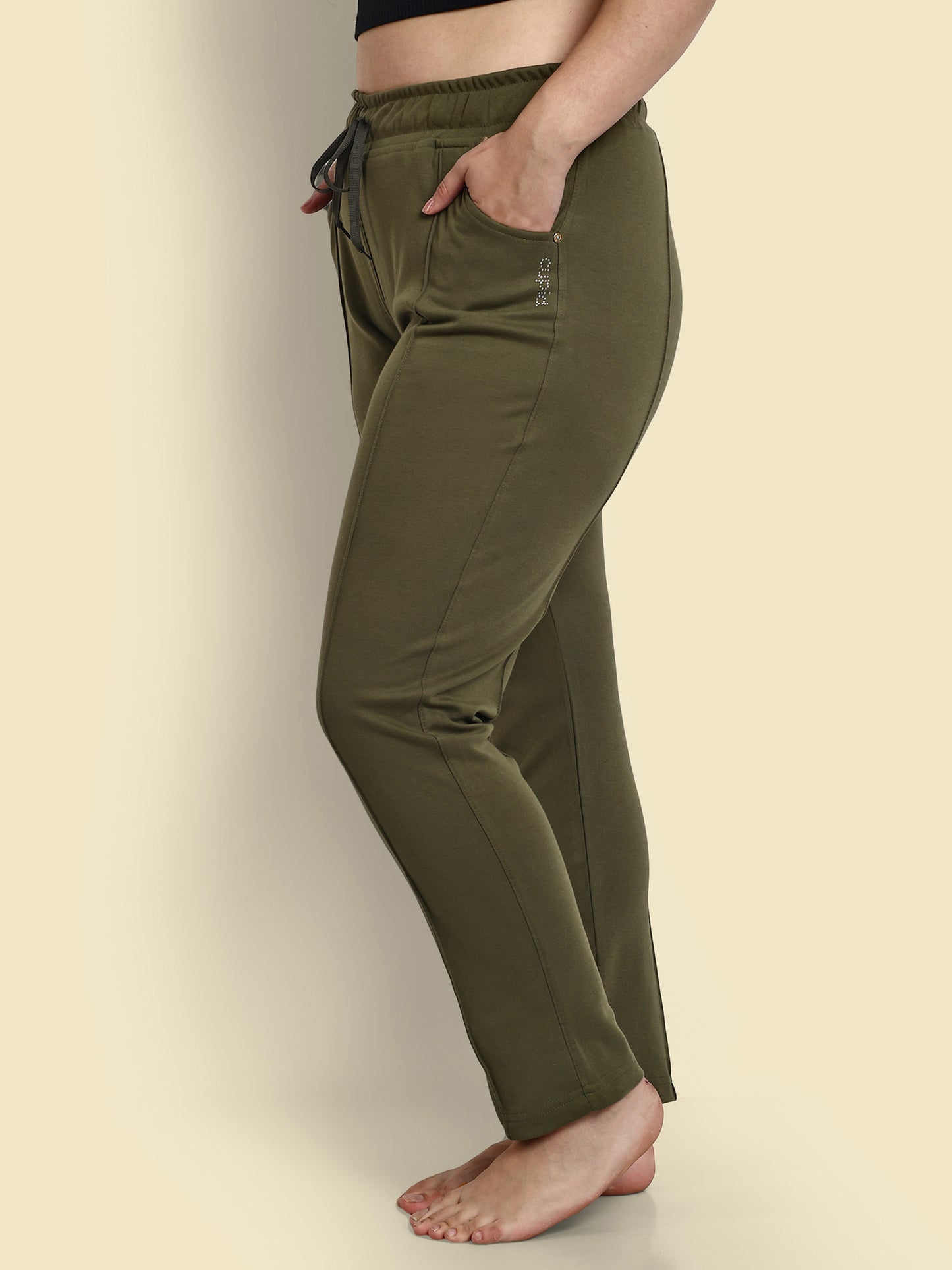 Stretchable Track Pants for Women
