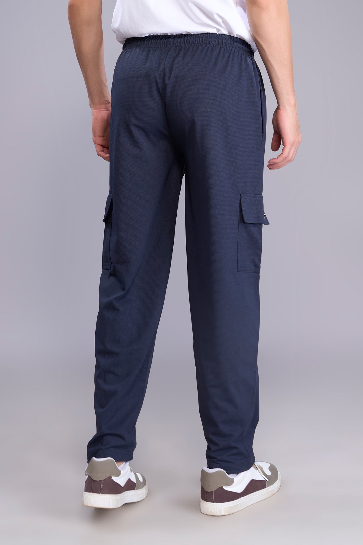 Men Regular Fit Cargo Pants