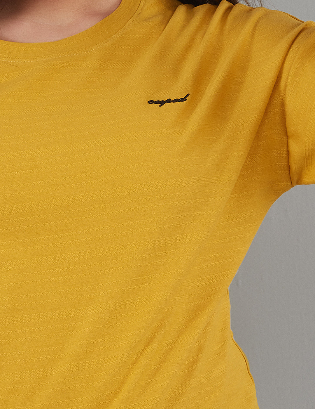 Women Plain Short T-shirts - Mango