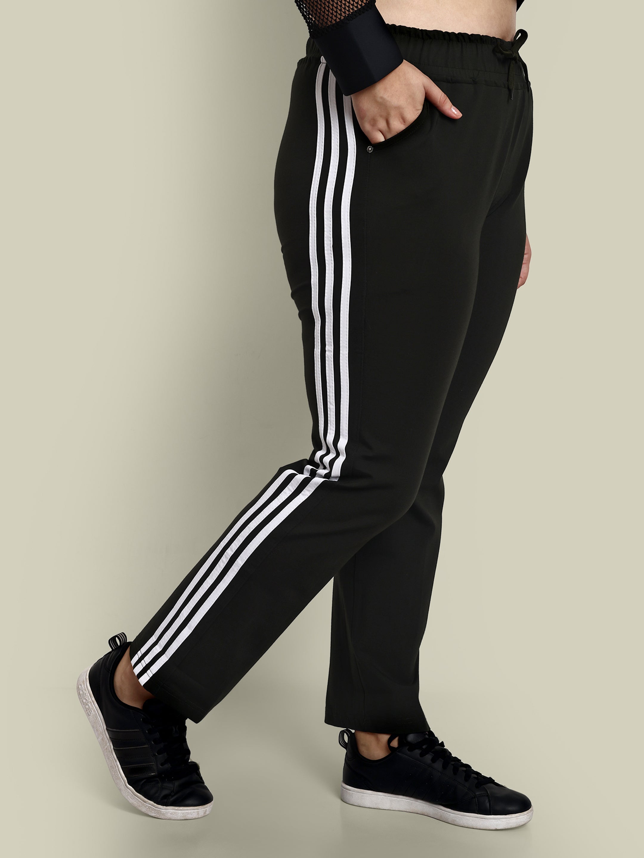 Which is the best online shopping site to buy men's track pants & joggers  in India? - Quora