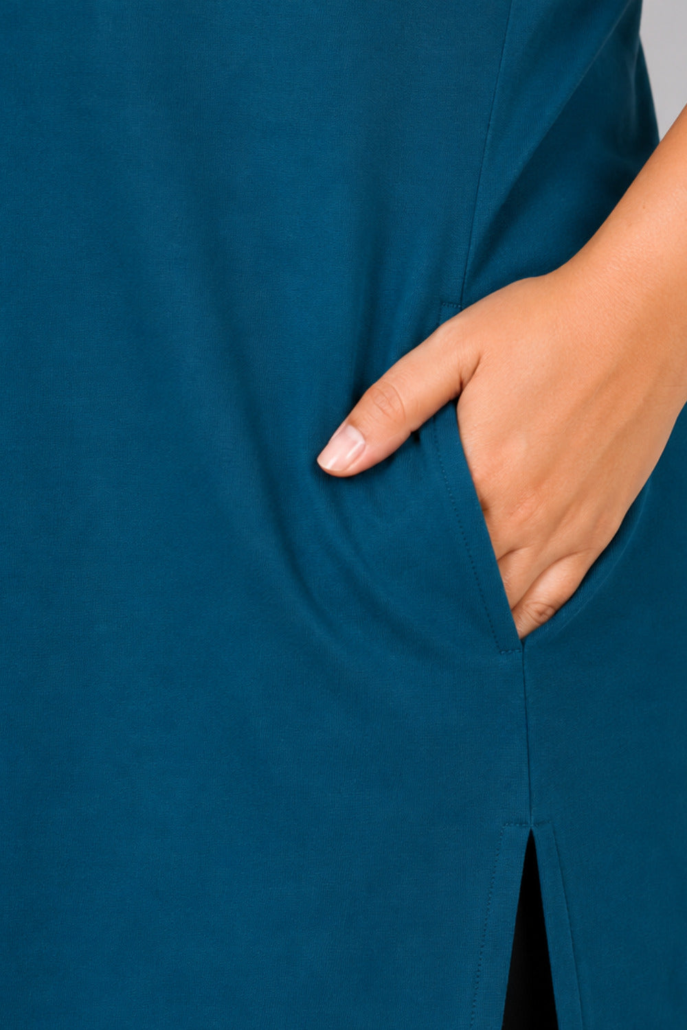 Women’s Plus Size Solid V-Neck Half Sleeve Long Top – Teal Blue
