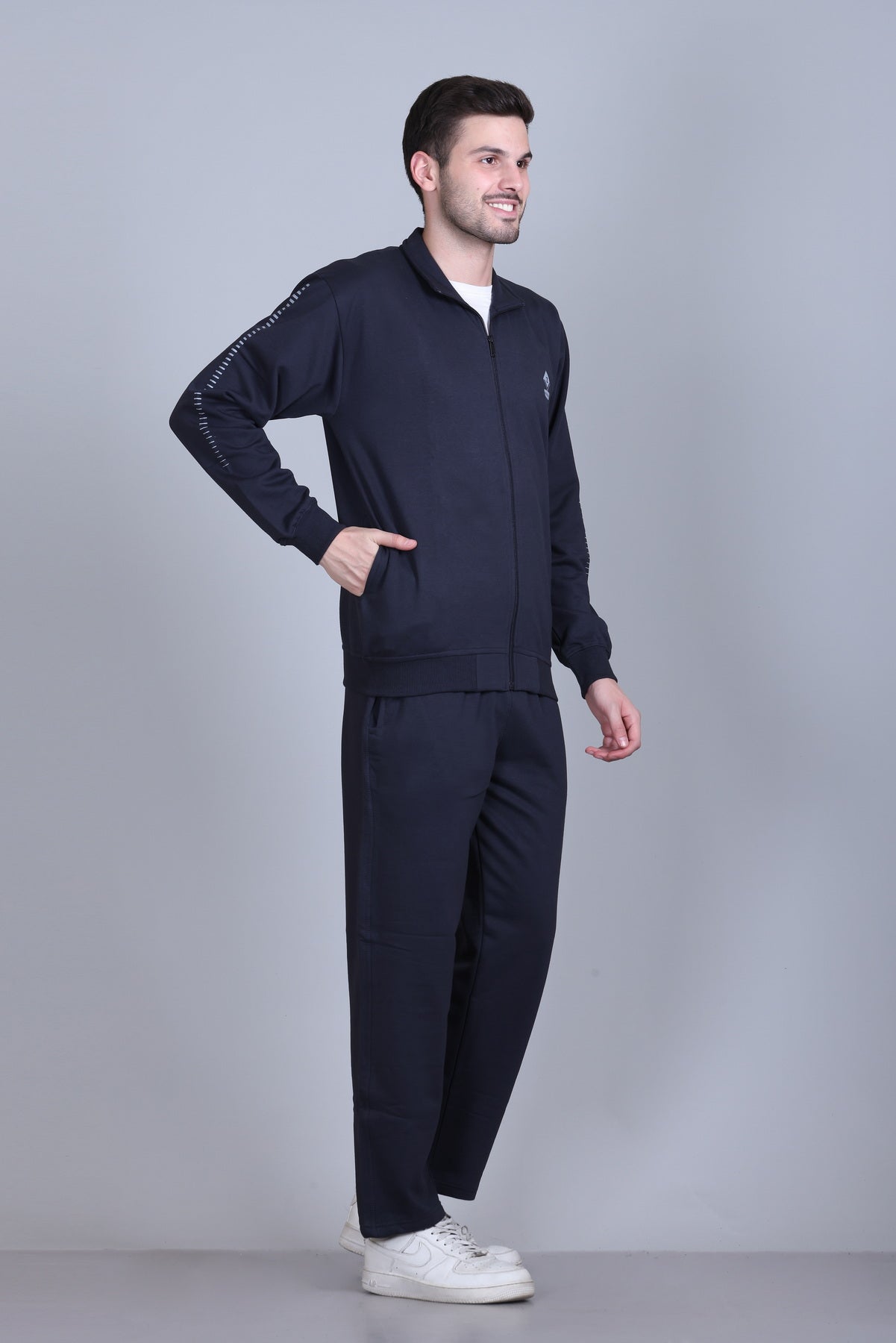 Jinxer Men Winter Wear Warm Fleece Tracksuits - Hale Navy