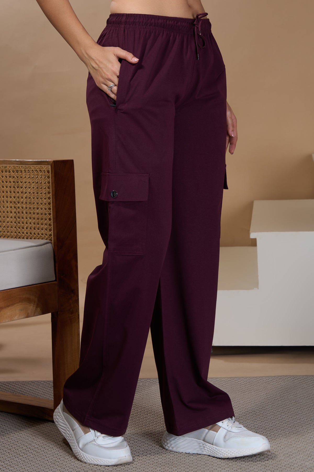 Women Smart Straight Fit Easy Wash Cargo Pants- Wine