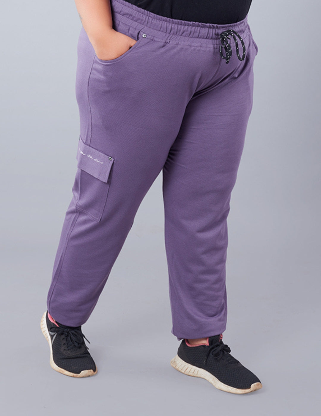 Plus Size Winters Cozy Fleece Cargo Pants For Women - Lavender