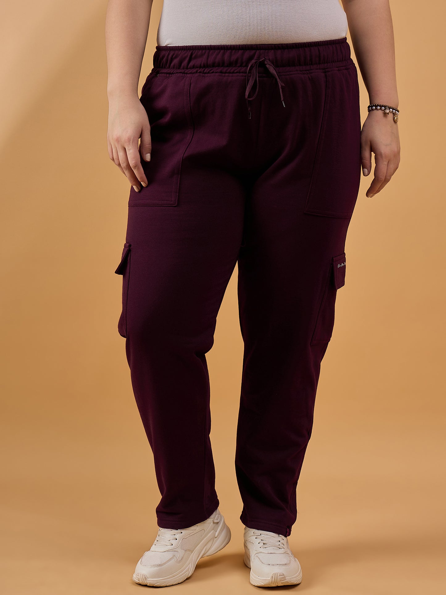 Plus Size Winters Cozy Fleece Cargo Pants For Women - wine