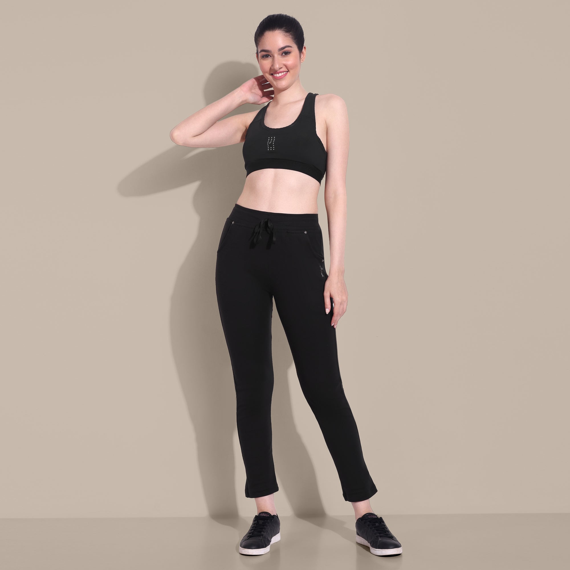 Buy Girls Black Solid Regular Fit Track Pants Online - 779806 | Allen Solly