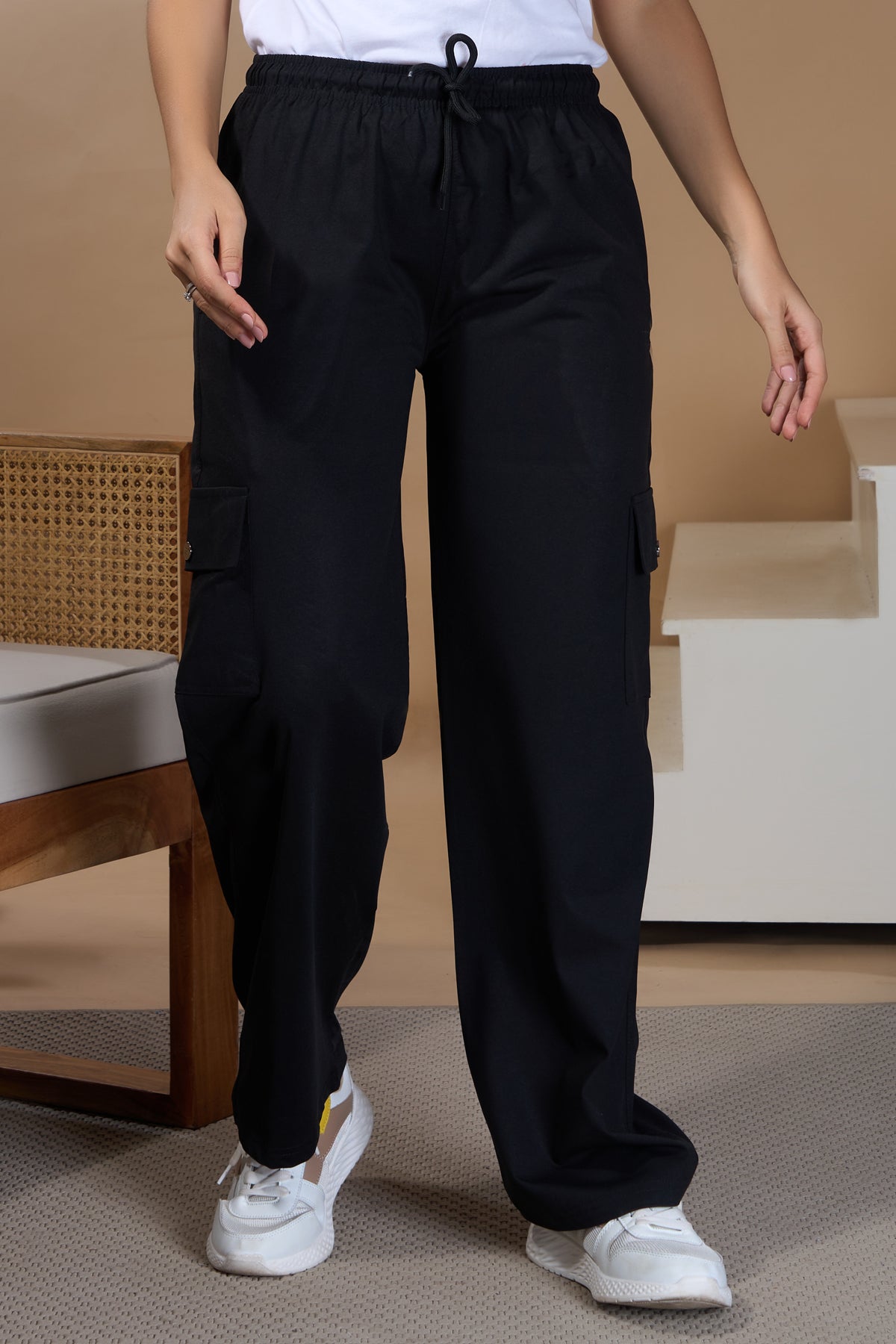Women Smart Straight Fit Easy Wash Cotton Cargo Pants-Black