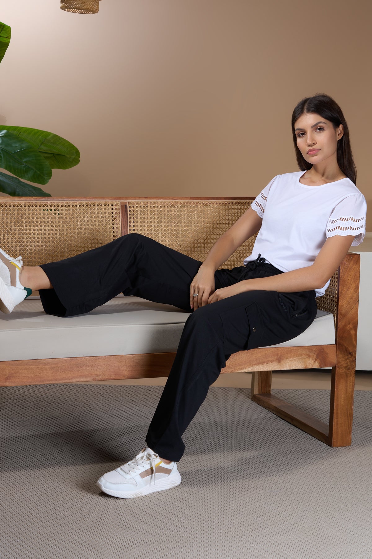 Women Smart Straight Fit Easy Wash Cotton Cargo Pants-Black