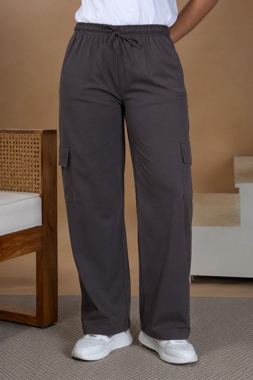 Women Smart Straight Fit Easy Wash Cargo Pants- Brown