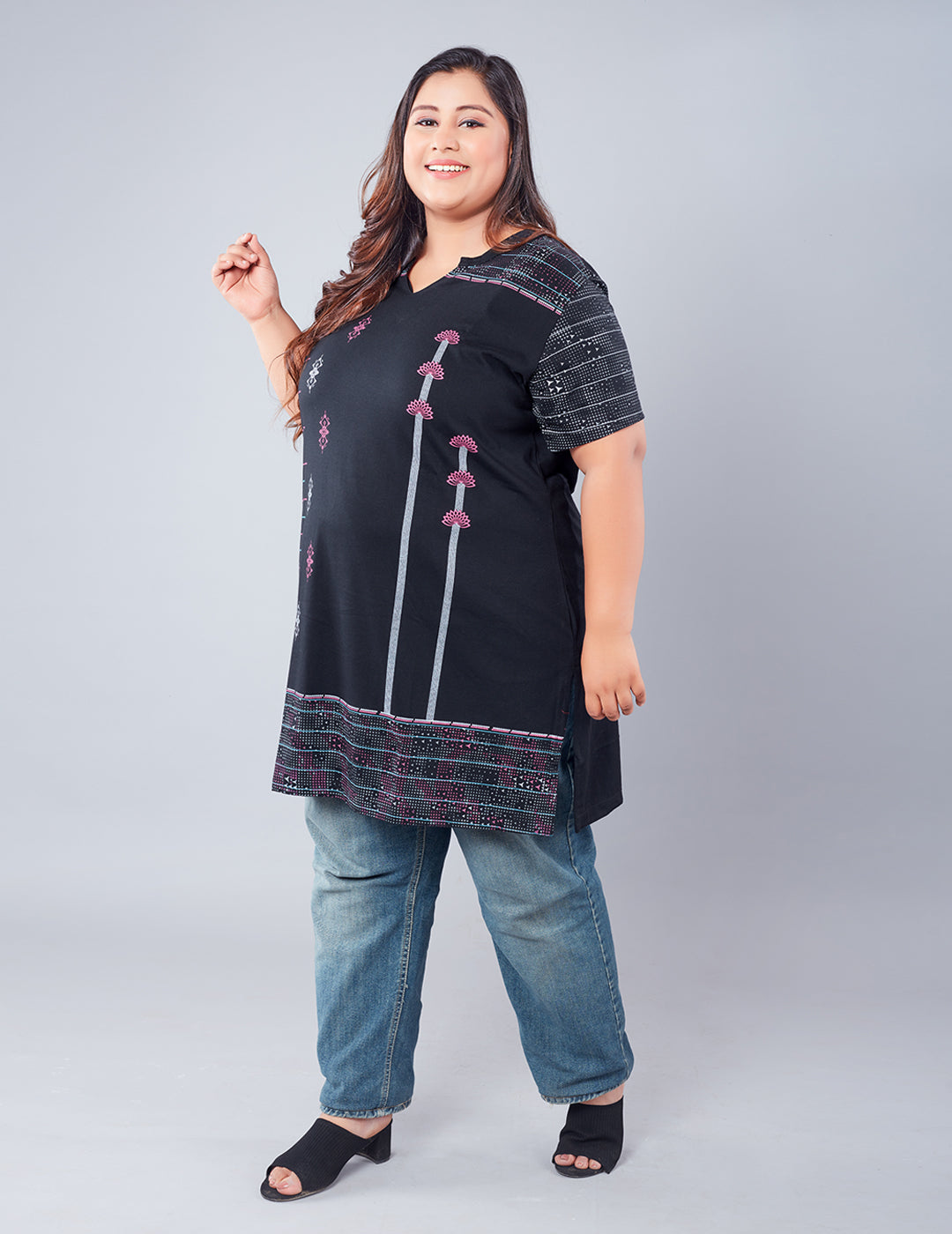 Plus Size Printed Long Tops For Women In Half Sleeves - Black