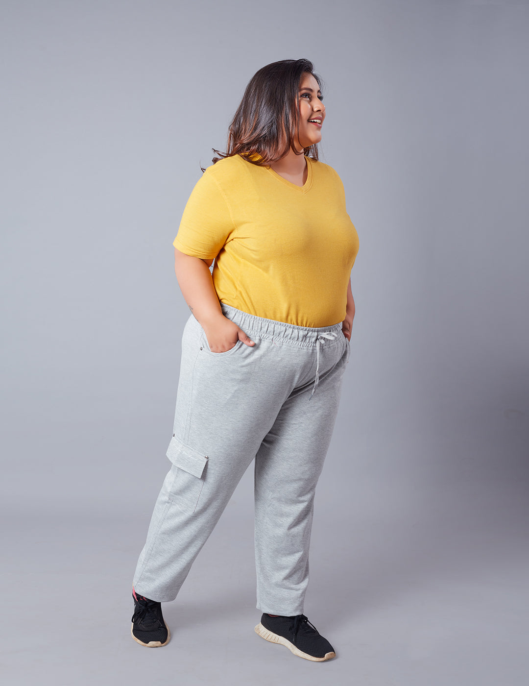 Plus Size Winters Cozy Fleece Cargo Pants For Women - Grey