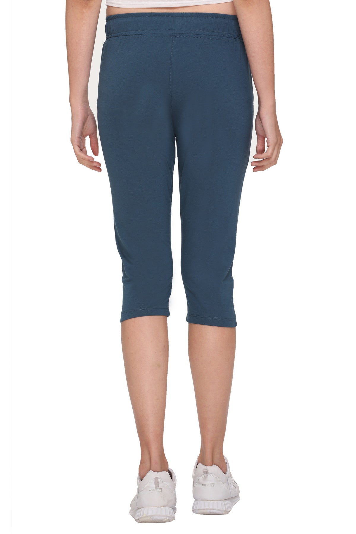Cotton Capris For Women - Half Pants Pack Of 2 (sky Blue & Black), Ladies  Cotton Capri, महिलाओं की सूती कैपरी, वूमेन कॉटन कैपरी - Tanya Enterprises,  Ludhiana