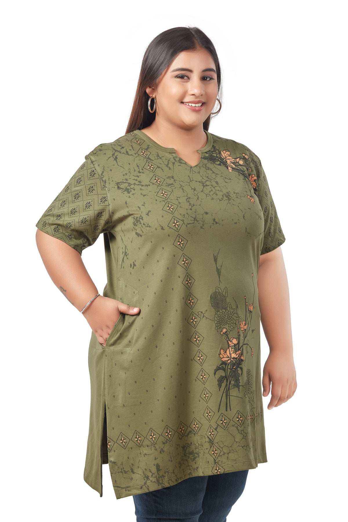 Comfortable Plus Size Print Long Top For Women In Half Sleeves - Multicolor