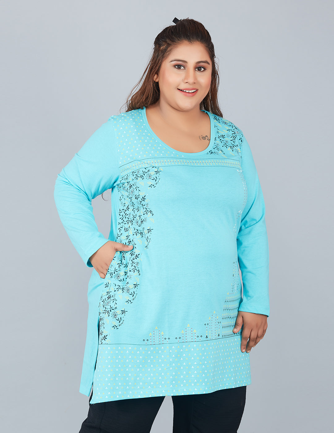 Plus Size Long T-shirts For Women - Half Sleeve - Turquoise 